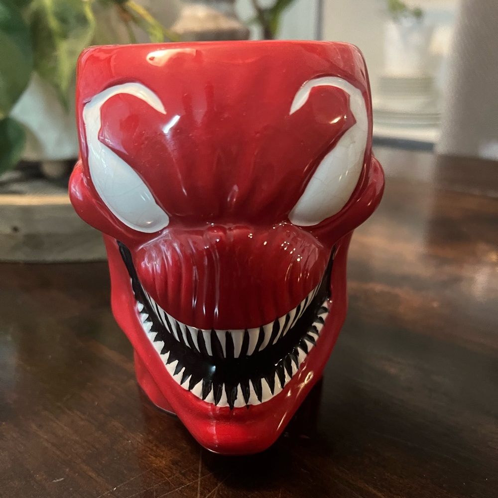 MARVEL REDSKULL COFFEE CUP